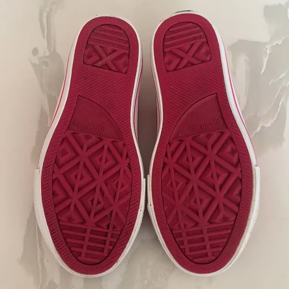 Converse hot pink